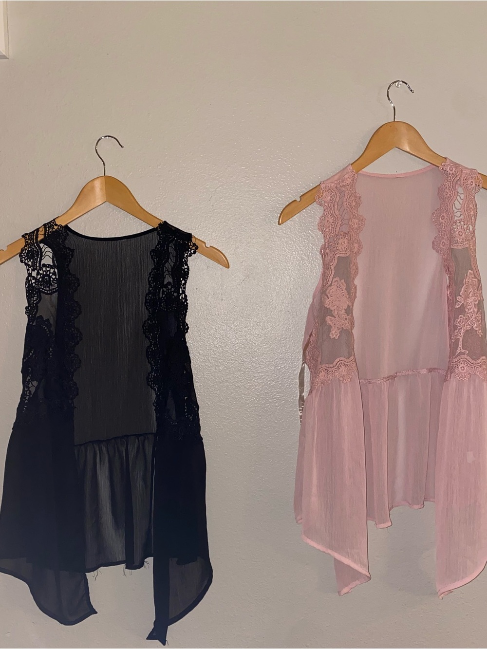 Sheer Crochet Layering Vest Bundle – S (Approx.)